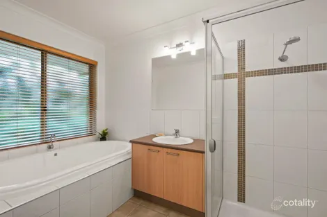Property photo of 11 Cambridge Drive Mansfield VIC 3722