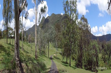 Property photo of 2 Mountain Brook Court Samsonvale QLD 4520