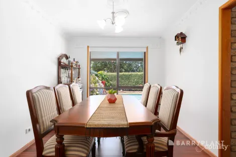 Property photo of 1 Tanunda Grove Belmont VIC 3216