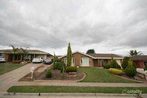 16 Quailo Ave, Hallett Cove, SA 5158