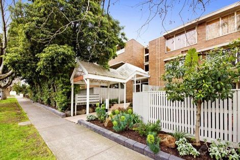 30/10-16 White St, Glen Iris, VIC 3146