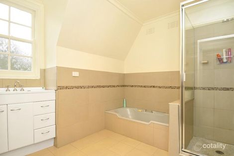 Property photo of 54 Narrak Road Balwyn VIC 3103