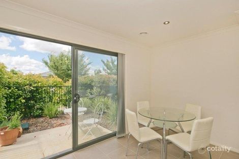 Property photo of 32 Hesba Brinsmead Street Franklin ACT 2913