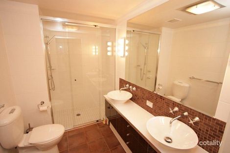 Property photo of 1/3208 Central Place Carrara QLD 4211