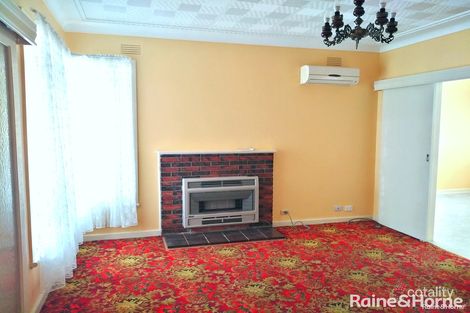 Property photo of 42 Thorndon Drive St Albans VIC 3021
