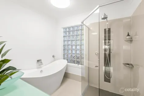 Property photo of 18 Lothian Avenue Bundall QLD 4217