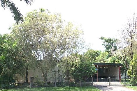 27 Jensen St, Manoora, QLD 4870