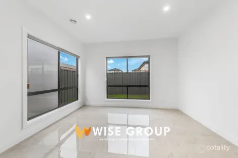 Property photo of 57 Charleston Chase Berwick VIC 3806