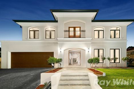 Property photo of 12 Golden Grove Glen Waverley VIC 3150