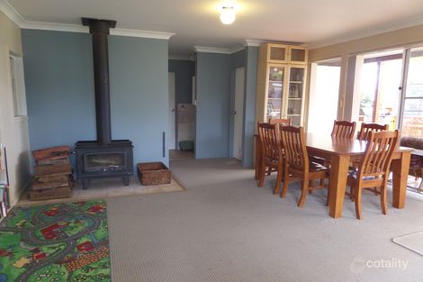 Property photo of 96 Bolton Street Narrandera NSW 2700