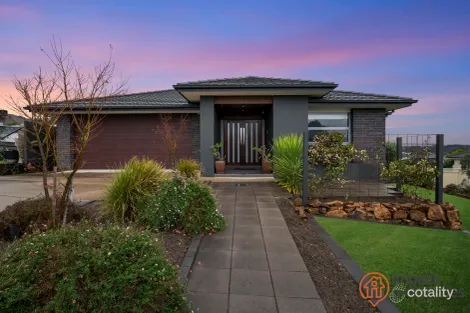 11 Bieundurry St, Bonner, ACT 2914