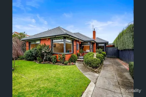 27 PALM BEACH CRES, MOUNT WAVERLEY, VIC 3149