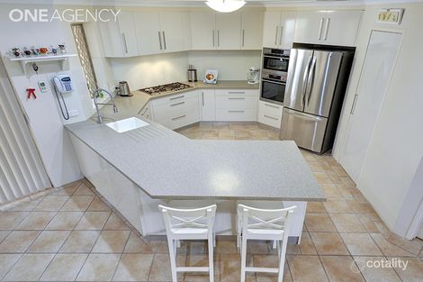 6 Hale Gr, Woodvale, WA 6026