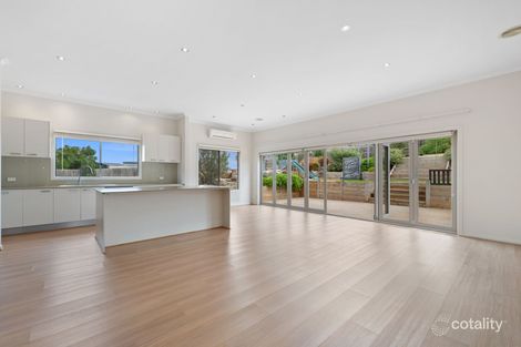 Property photo of 36 Currington Crescent Darley VIC 3340