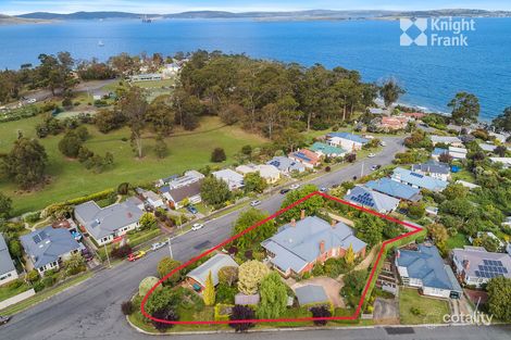 17 Taroona Cres, Taroona, TAS 7053