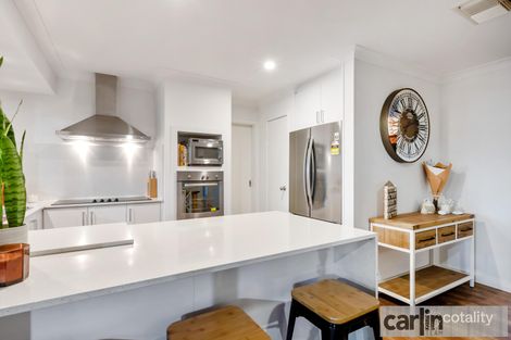 Property photo of 3 Amy Court Lake Coogee WA 6166
