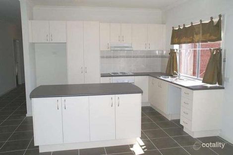 Property photo of 46 Wyralla Crescent Gisborne VIC 3437