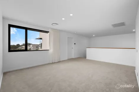 Property photo of 8 Casablanca Boulevard Gledswood Hills NSW 2557