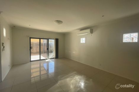 Property photo of 2/24 Fred Pham Crescent Doolandella QLD 4077