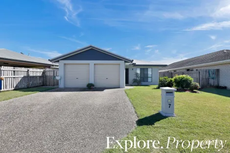 Property photo of 7 Sunseeker Court Blacks Beach QLD 4740