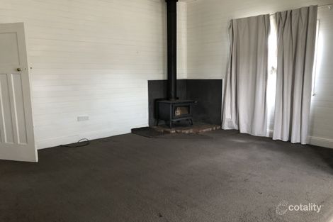 Property photo of 28 Coronation Avenue Glen Innes NSW 2370