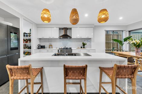Property photo of 18 Ambassador Circuit Cranbourne South VIC 3977