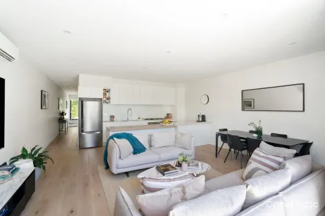 Property photo of 36 Piccolo Circuit Williamstown North VIC 3016