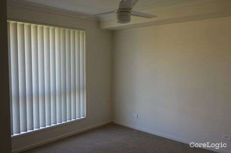 Property photo of 46 McLachlan Circuit Willow Vale QLD 4209