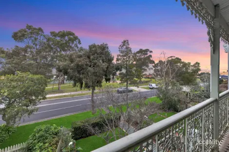 Property photo of 43 Rossiter Avenue Roxburgh Park VIC 3064