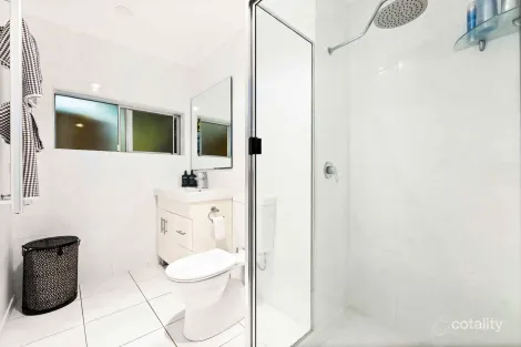 Property photo of 34 Jellicoe Street Mount Lofty QLD 4350