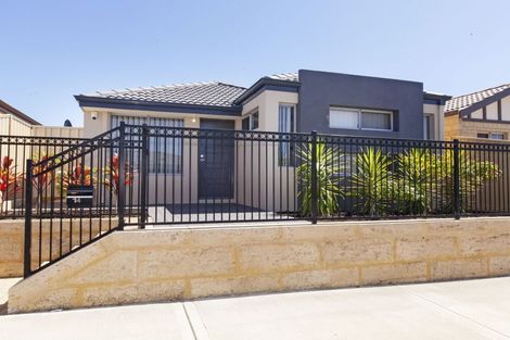 Property photo of 14 Darton Loop Bertram WA 6167