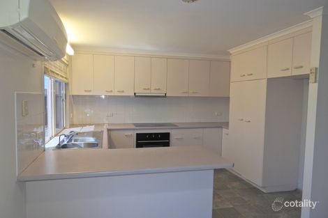 16 Jeffcoat St, West Mackay, QLD 4740