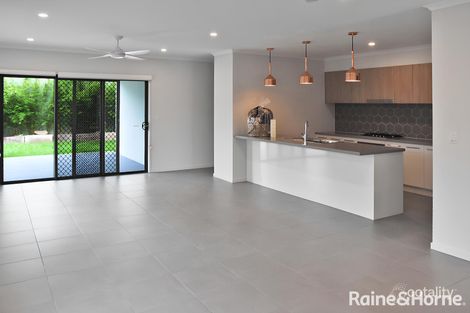 Property photo of 11 Morningview Place Carindale QLD 4152