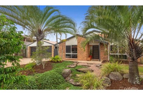 Property photo of 1 Cheviot Place Sinnamon Park QLD 4073
