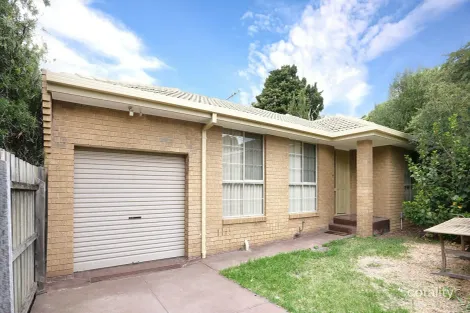 Property photo of 2/18 Duffy Street Essendon North VIC 3041