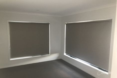 Property photo of 75 Ramlegh Boulevard Clyde North VIC 3978