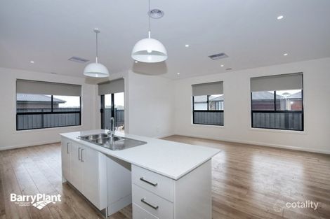 Property photo of 93 Wattletree Street Craigieburn VIC 3064