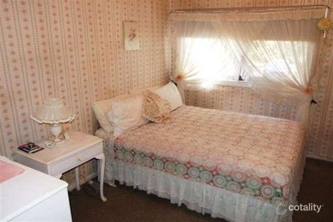 Property photo of 18 Seascape Avenue Cowes VIC 3922