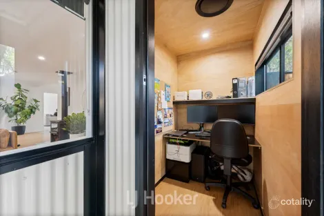Property photo of 5 Rainbird Place Dunsborough WA 6281