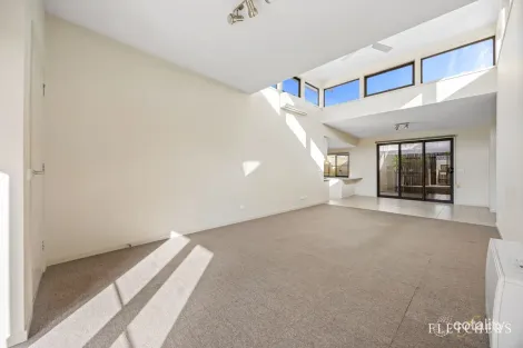Property photo of 1 Kirk Street Wendouree VIC 3355