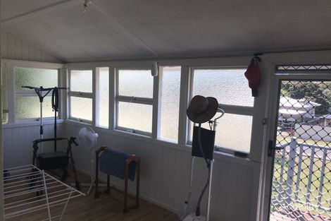 Property photo of 1 Lemontree Drive Macleay Island QLD 4184