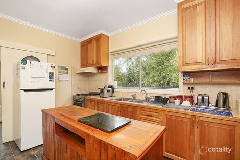 Property photo of 16 Sinclair Street Colac VIC 3250