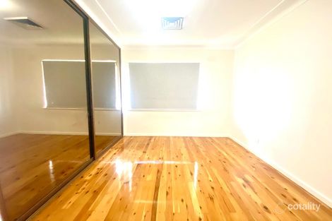 Property photo of 5 Crayford Crescent Mount Pritchard NSW 2170