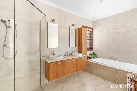 Property photo of 3 Deane Street Yarralumla ACT 2600