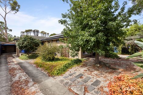 16 De Havilland Ave, Strathmore Heights, VIC 3041