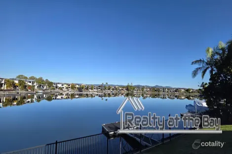 Property photo of 8 Sabrina Avenue Helensvale QLD 4212