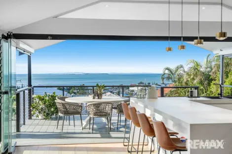 8 Oceana Tce, Manly, QLD 4179