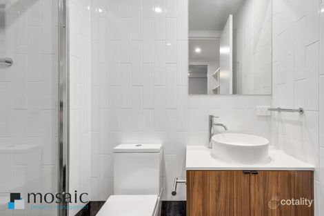 Property photo of 203/35-39 Lambert Road Indooroopilly QLD 4068