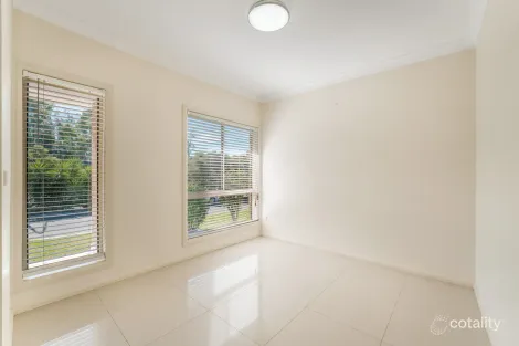 Property photo of 38 Rodeo Drive Green Valley NSW 2168