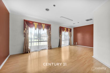 Property photo of 10 Slessor Avenue Lynbrook VIC 3975